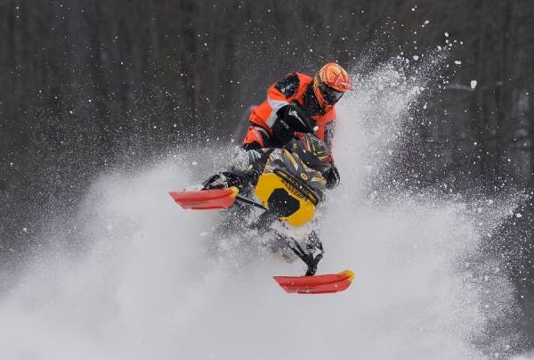 Photograph Brian Coughlin Pounding The Powder on One Eyeland